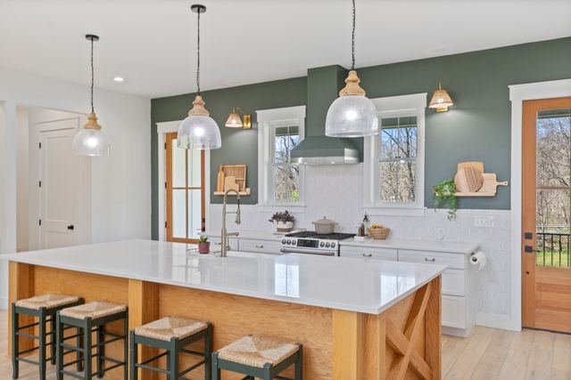 1222 Rock Church Rd, Dickson, TN 37055