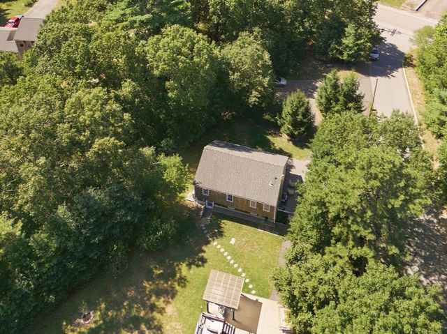 1 Fellowship Cir, Wareham, MA 02576