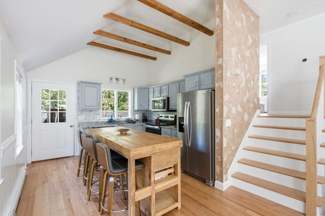 1 Fellowship Cir, Wareham, MA 02576