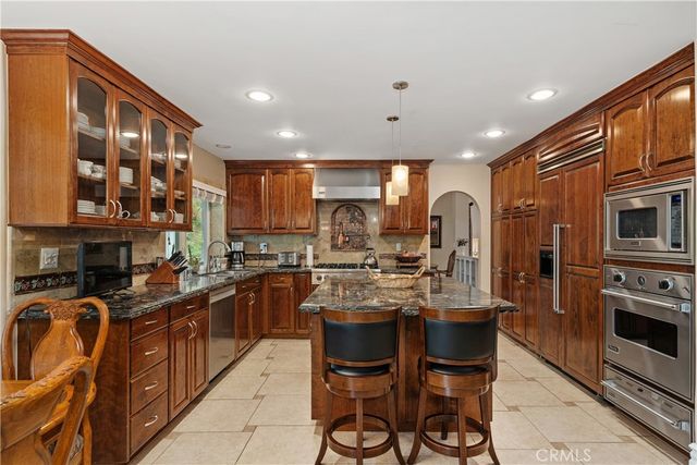 822 Spring Canyon Place, Newbury Park, CA 91320