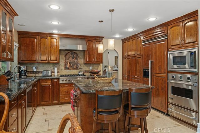 822 Spring Canyon Place, Newbury Park, CA 91320