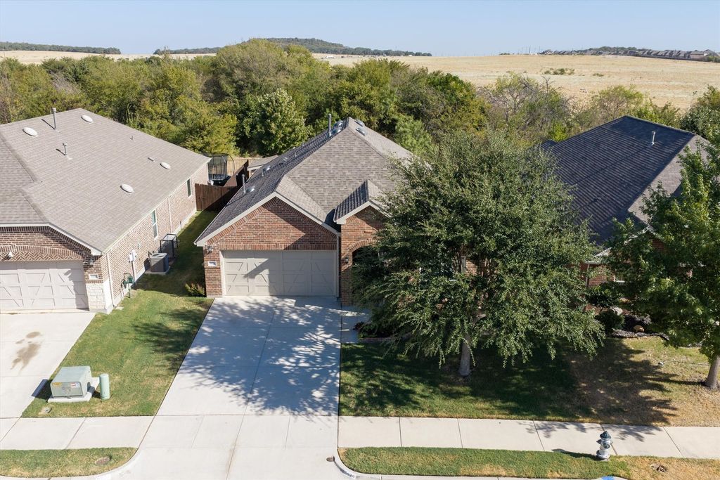 6424 Roaring Creek, Denton, TX 76226 — photo 2