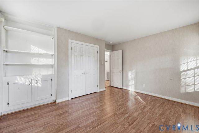 1910 Chinchilla Dr, Sandston, VA 23150