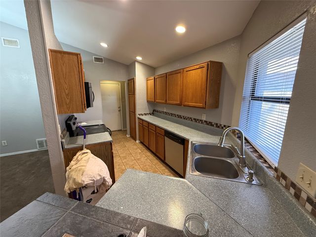 1109 Hemlock Drive, Desoto, TX 75115