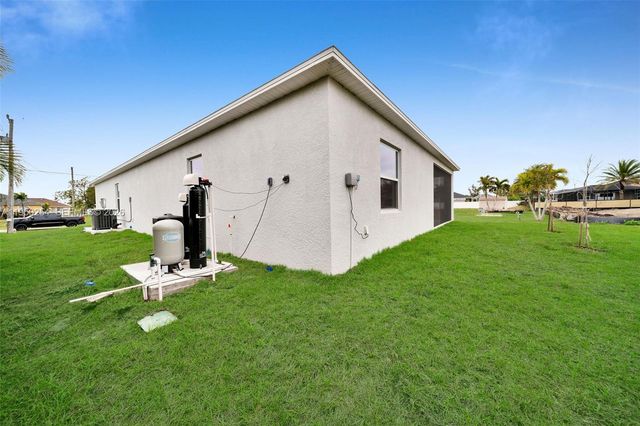 1145 27th 1, Cape Coral, FL 33993