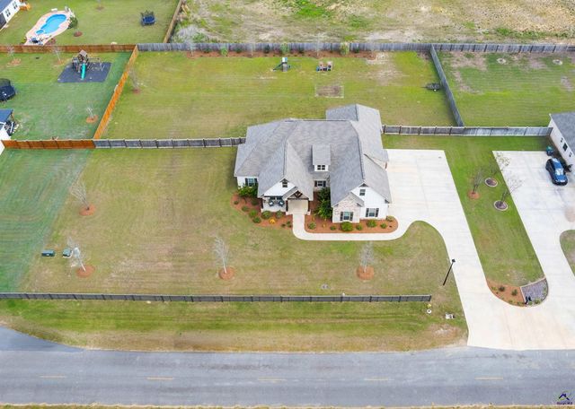 186 Talton Road, Kathleen, GA 31047