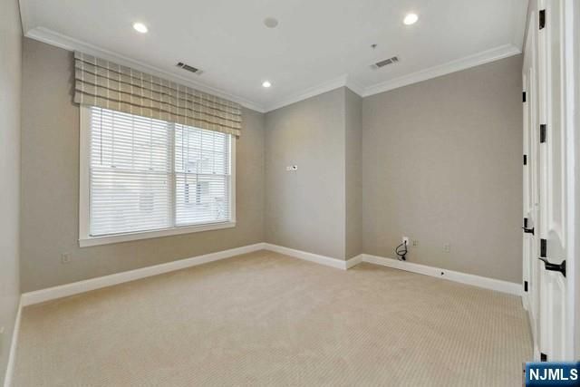 2315 The Plaza 2315, Tenafly, NJ 07670