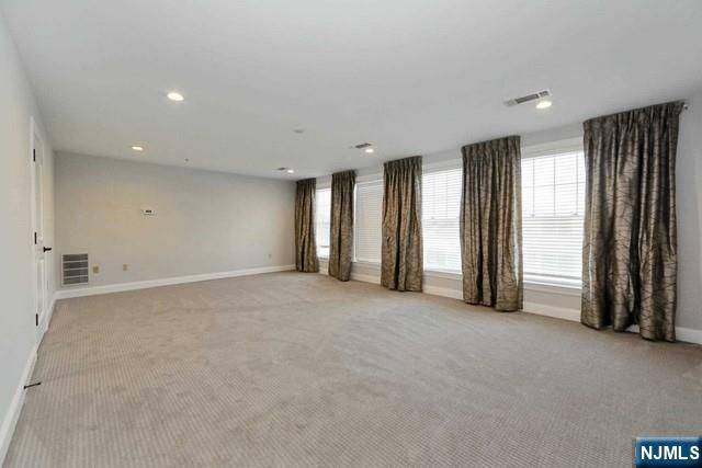 2315 The Plaza 2315, Tenafly, NJ 07670