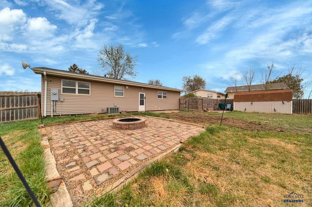 14256 W NIKE LOOP, Rapid City, SD 57701