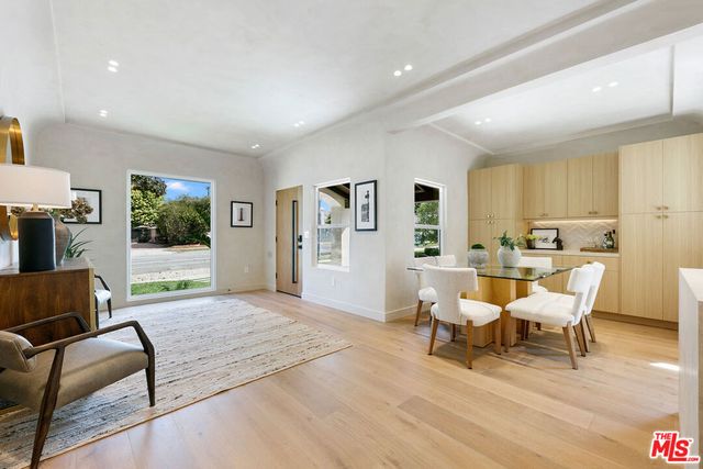 440 W Fairview Boulevard, Inglewood, CA 90302