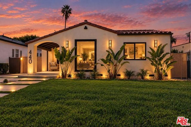 440 W Fairview Boulevard, Inglewood, CA 90302