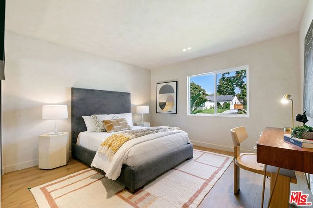 440 W Fairview Boulevard, Inglewood, CA 90302