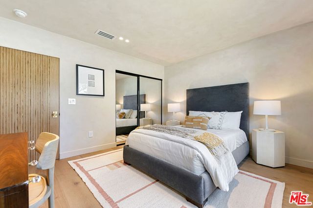 440 W Fairview Boulevard, Inglewood, CA 90302