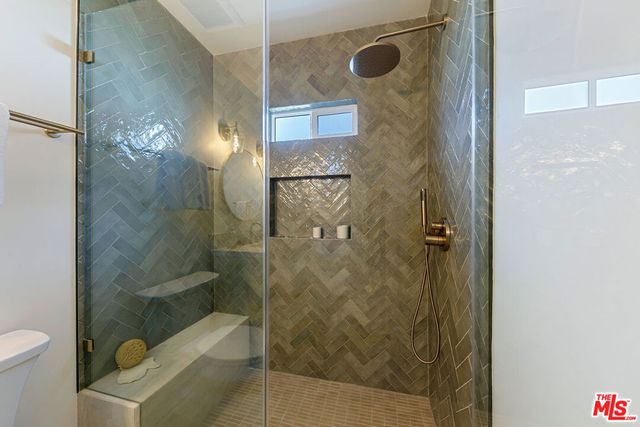 440 W Fairview Boulevard, Inglewood, CA 90302