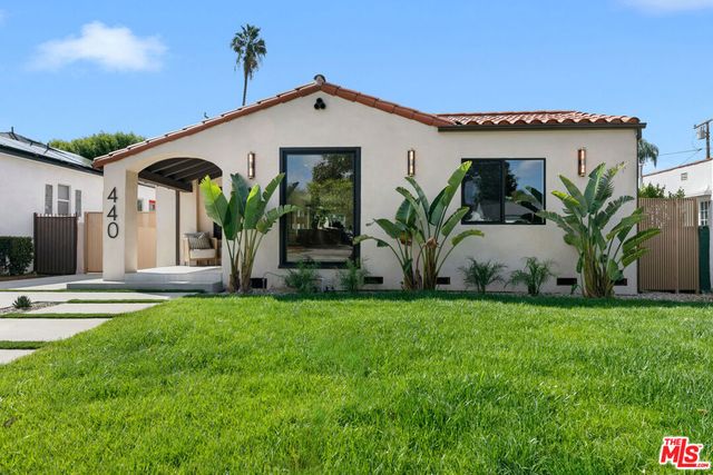 440 W Fairview Boulevard, Inglewood, CA 90302