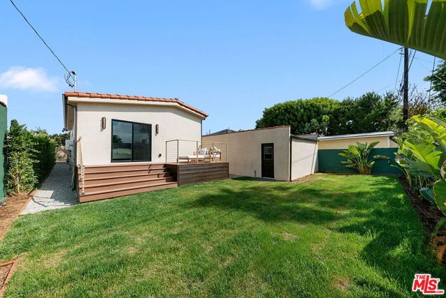 440 W Fairview Boulevard, Inglewood, CA 90302