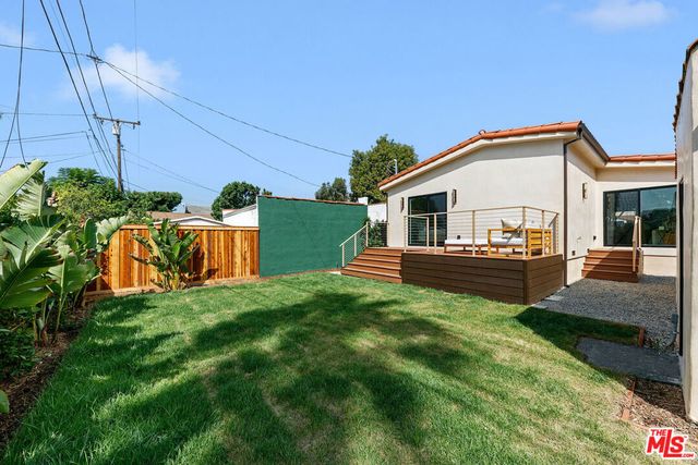 440 W Fairview Boulevard, Inglewood, CA 90302