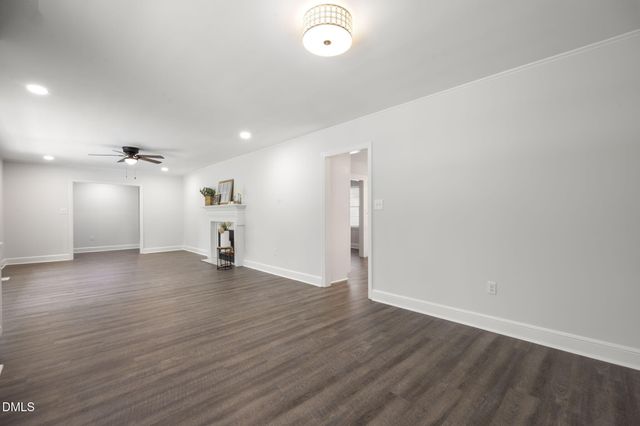 2000 Markham Drive, Sanford, NC 27330