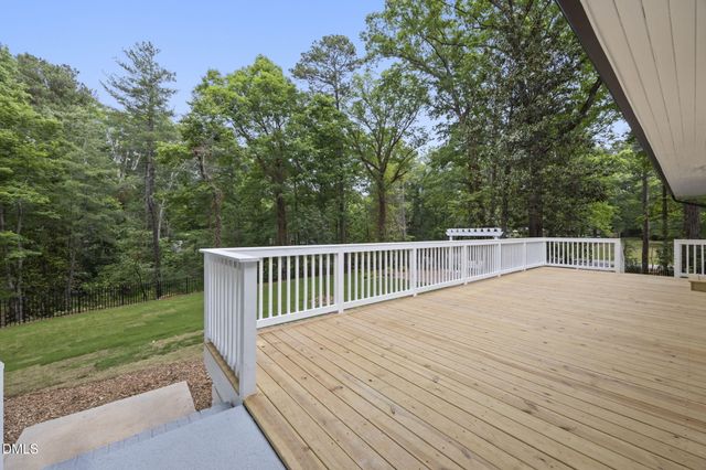 2000 Markham Drive, Sanford, NC 27330