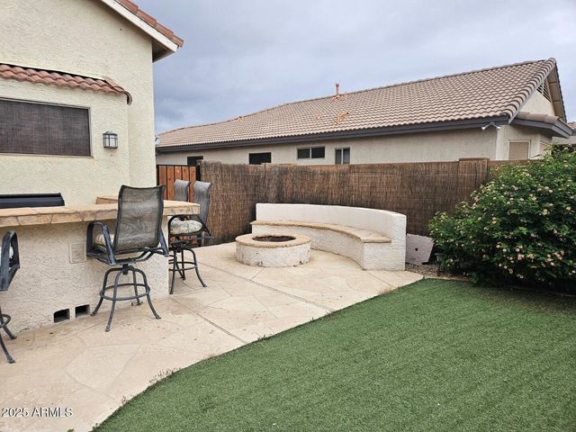 16833 W Bradford Way, Surprise, AZ 85374
