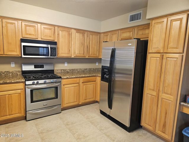 16833 W Bradford Way, Surprise, AZ 85374