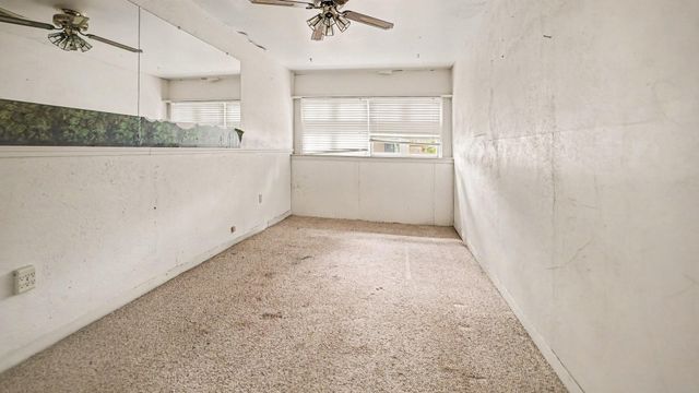 131 Meadow Bend Street, League City, TX 77573