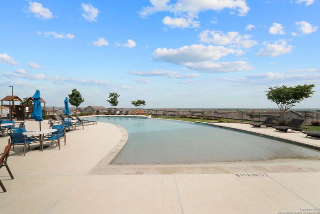 4827 NIGHT HERDER, St Hedwig, TX 78152