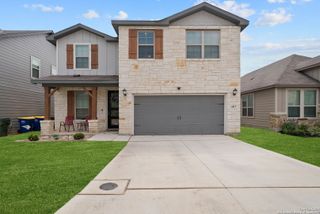 4827 NIGHT HERDER, St Hedwig, TX 78152