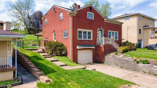 325 Garfield Avenue, Steubenville, OH 43952