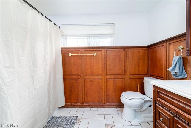 325 Garfield Avenue, Steubenville, OH 43952
