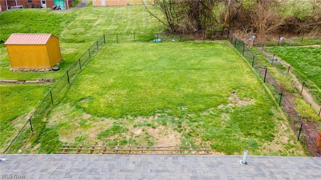 325 Garfield Avenue, Steubenville, OH 43952