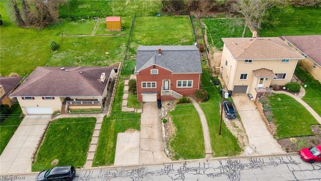 325 Garfield Avenue, Steubenville, OH 43952