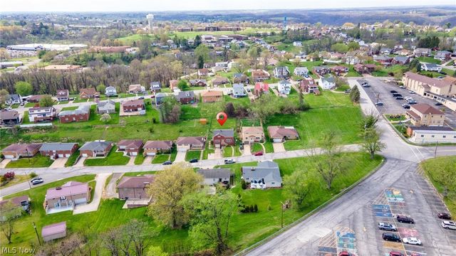 325 Garfield Avenue, Steubenville, OH 43952