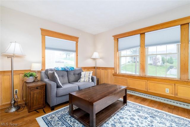 325 Garfield Avenue, Steubenville, OH 43952