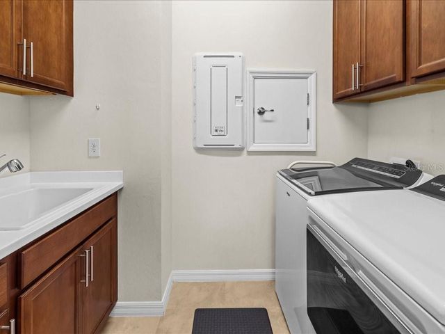 13700 VADINI STREET, Venice, FL 34293