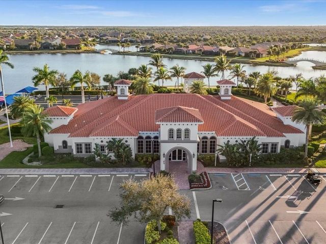 13700 VADINI STREET, Venice, FL 34293