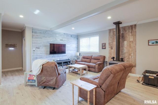 0000 Bolen Store Road, Thompsonville, IL 62890