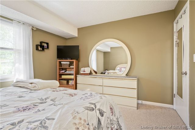 310 Janie Lane, New Albany, IN 47150