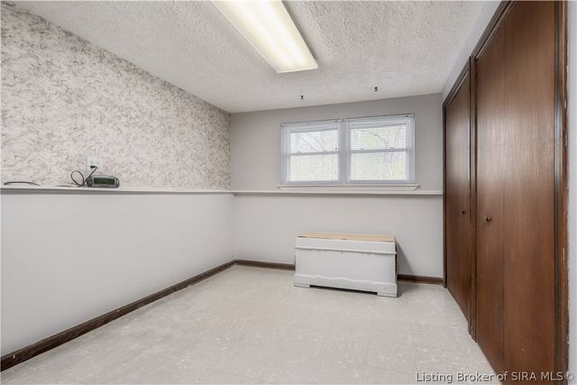 310 Janie Lane, New Albany, IN 47150