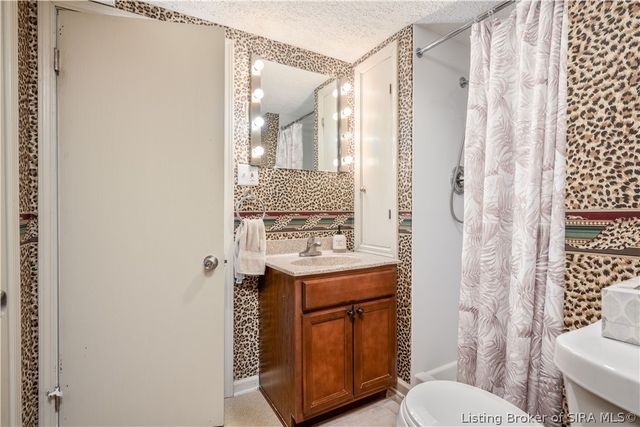 310 Janie Lane, New Albany, IN 47150