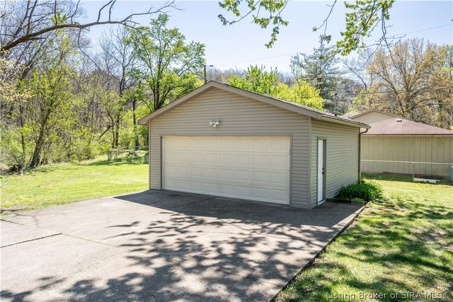 310 Janie Lane, New Albany, IN 47150