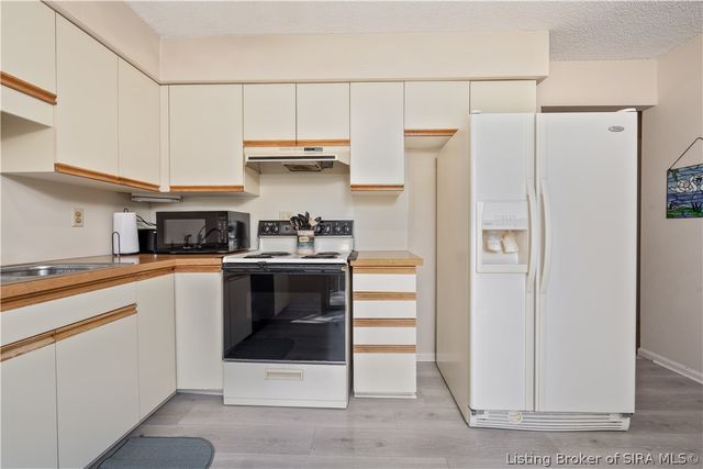 310 Janie Lane, New Albany, IN 47150