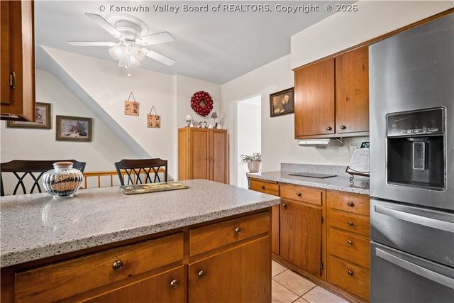 100 Anderson Drive, Dunbar, WV 25064