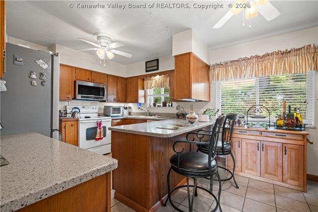 100 Anderson Drive, Dunbar, WV 25064