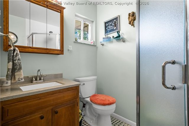 100 Anderson Drive, Dunbar, WV 25064