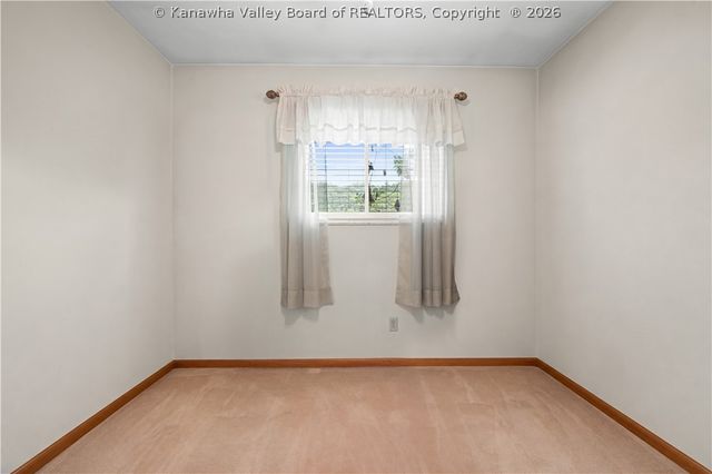 100 Anderson Drive, Dunbar, WV 25064