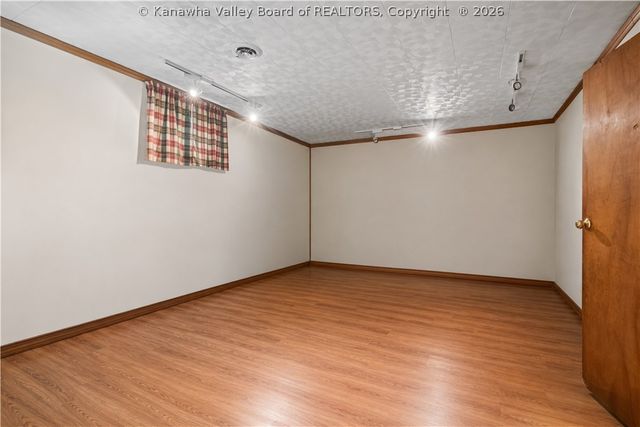 100 Anderson Drive, Dunbar, WV 25064