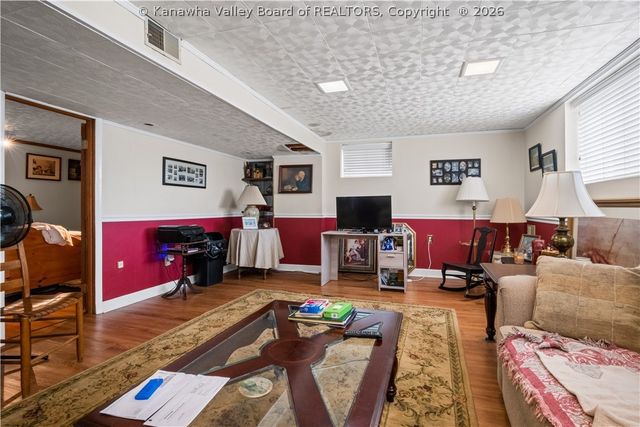 100 Anderson Drive, Dunbar, WV 25064