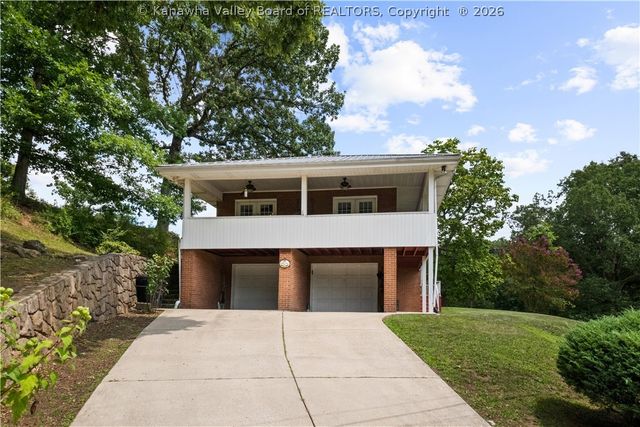 100 Anderson Drive, Dunbar, WV 25064