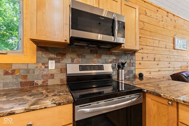 2540 S Annapolis Road, Rockville, IN 47872